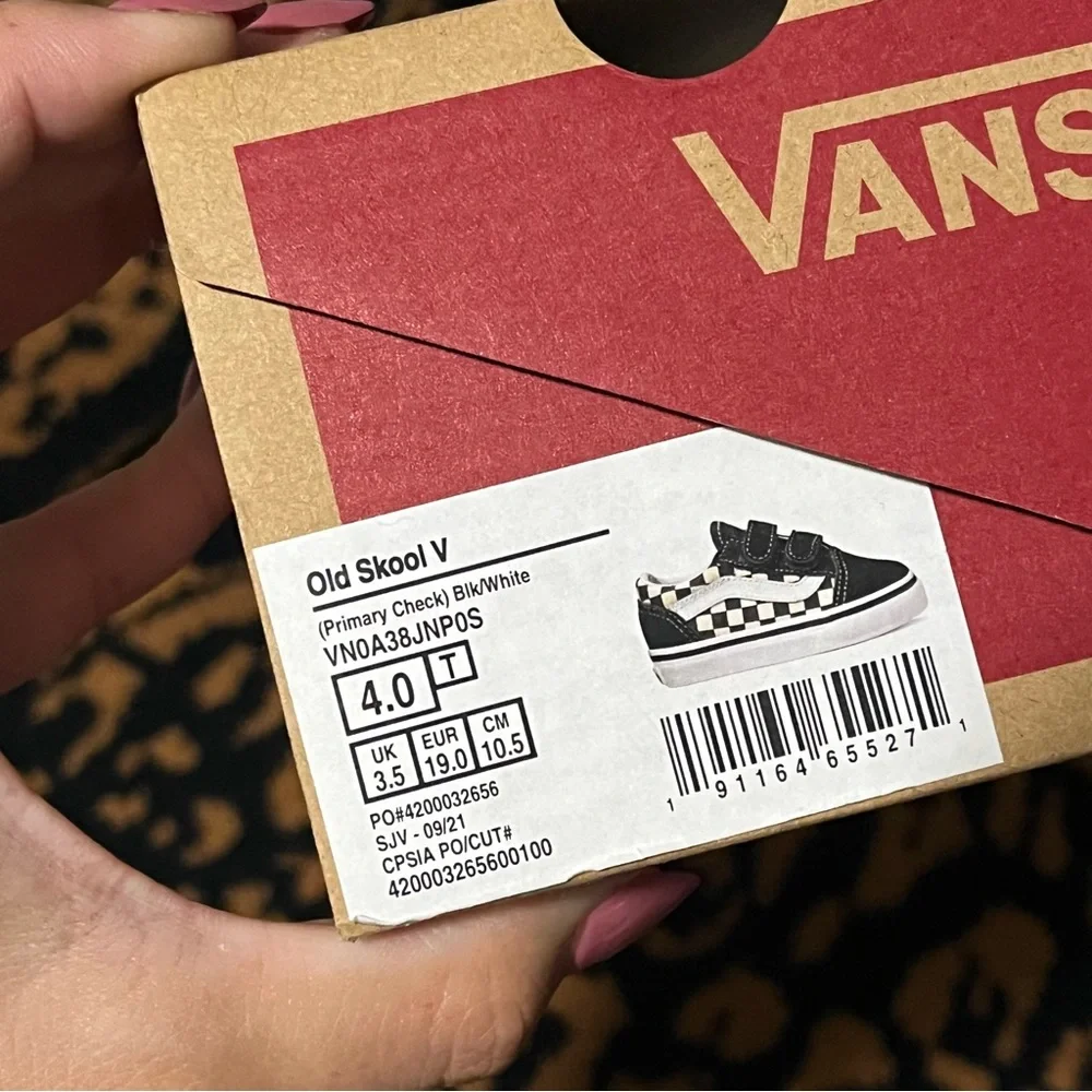 New Vans Toddler Old Skool V Primary Check Sneakers Unisex Size 4T